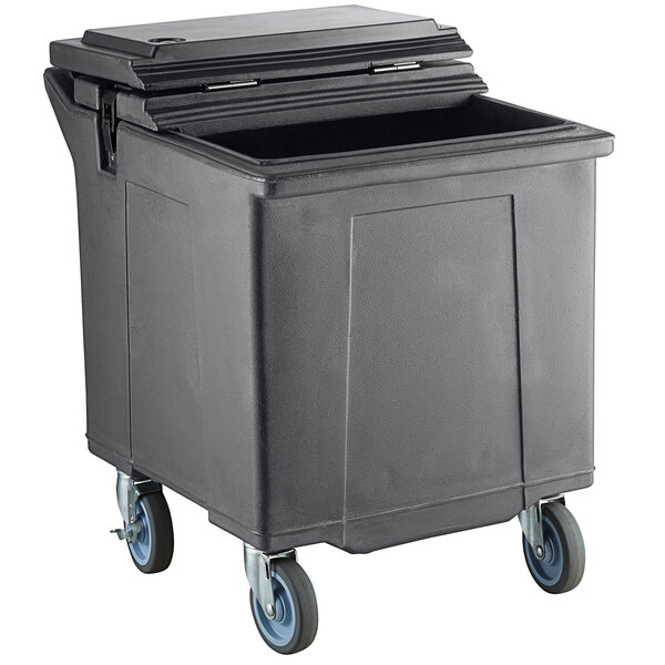 Catergator cooler with wheels